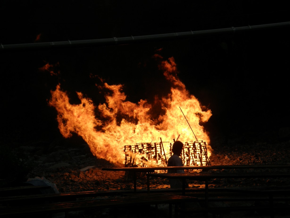 photos/Feste al Fiume/2008/1 Agosto/2008 - 107.jpg